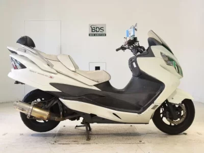 Suzuki SKYWAVE 250S-3
