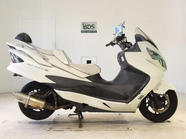 Suzuki SKYWAVE 250S-3