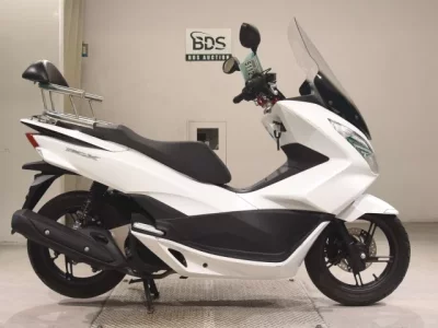 Honda PCX125-2