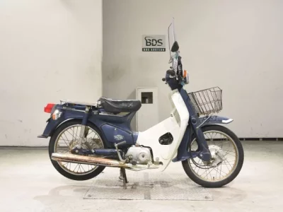 Honda C90