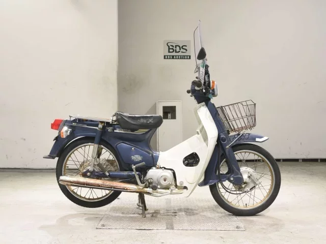 Honda C90