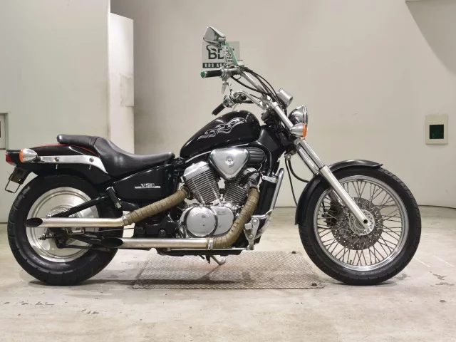 Honda STEED400VSE лот № 2694 оценка 4  с аукциона в Японии