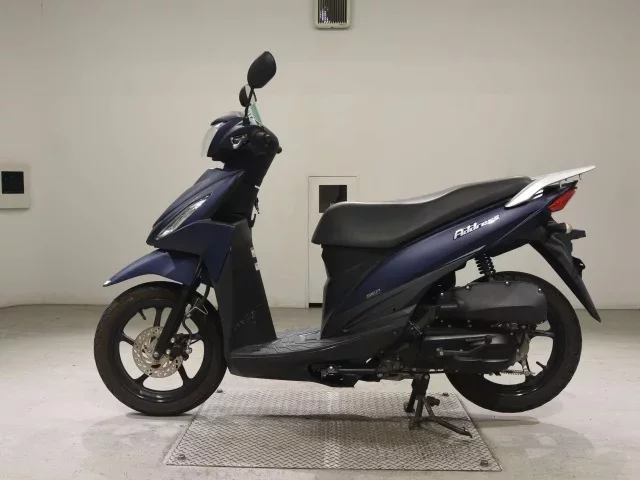 Suzuki ADDRESS110-2
