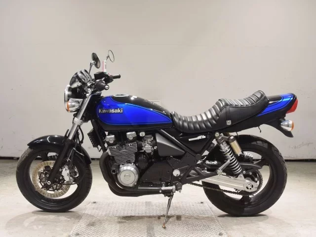 Kawasaki ZEPHYR400K