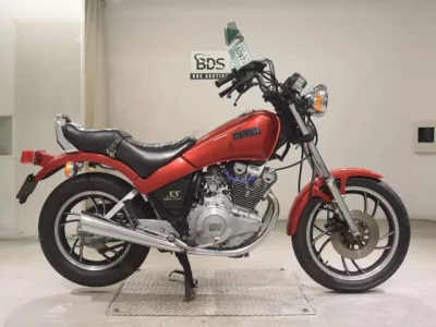 Yamaha XS400