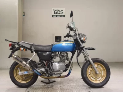 Honda APE100