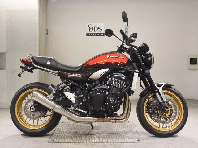 Kawasaki Z900RS лот № 7505 оценка 6  с аукциона в Японии