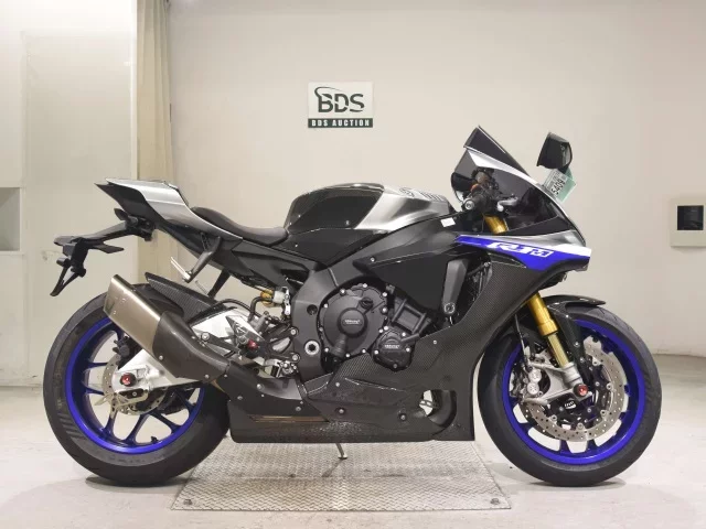 Yamaha YZF-R1M лот № 5409 оценка 5  с аукциона в Японии