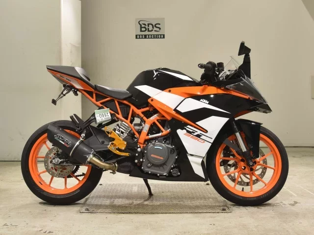 KTM  RC390 лот № 2660 оценка 4  с аукциона в Японии