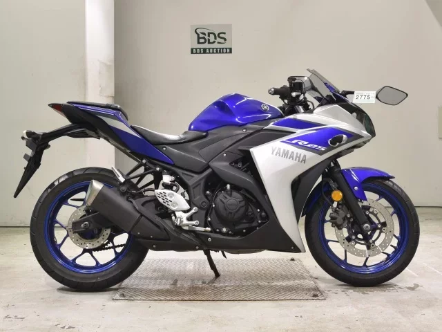 Yamaha YZF-R25 лот № 2775 оценка 4  с аукциона в Японии