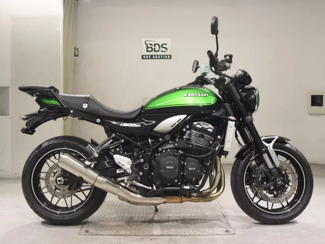 Kawasaki Z900RS лот № 5098 оценка 5  с аукциона в Японии