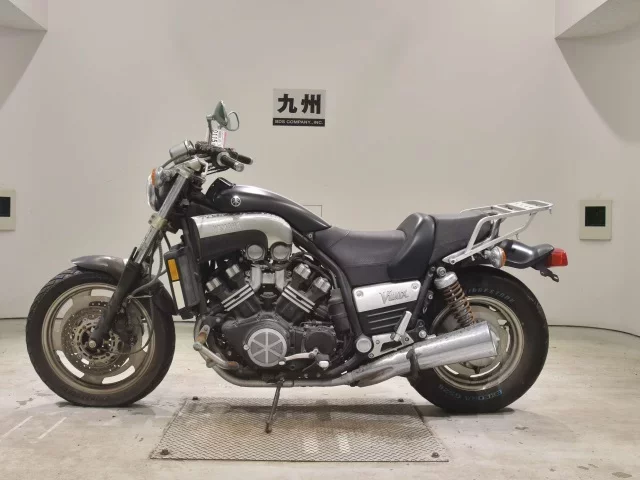 Yamaha V-MAX