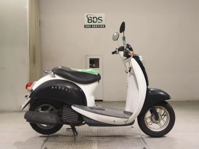 Honda CREA SCOOPY