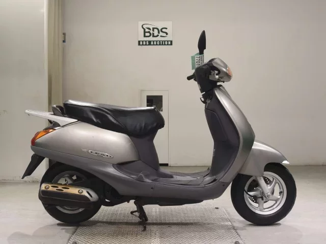 Honda LEAD 100