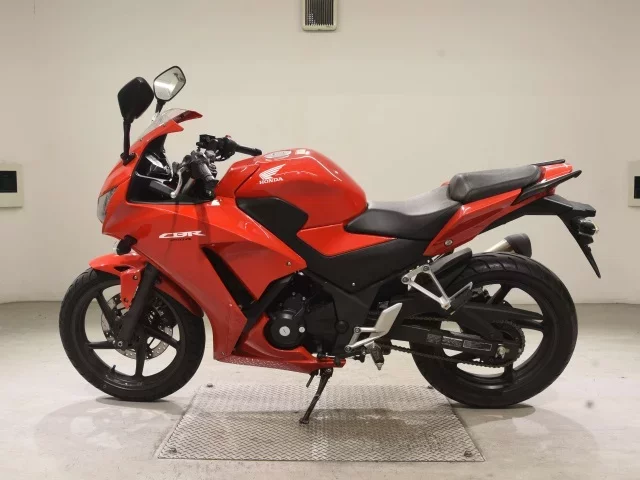 Honda CBR250R ABS