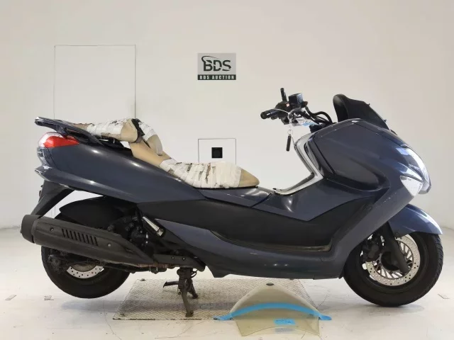 Yamaha MAJESTY 250