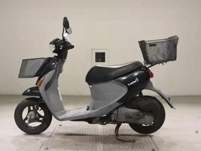 Suzuki LET S4