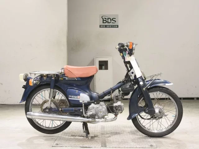 Honda C90