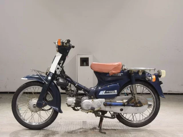 Honda C90