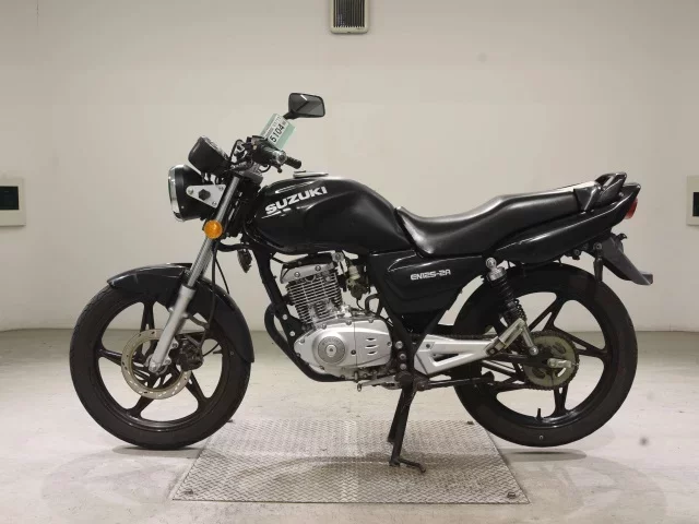 Suzuki EN125