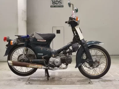 Honda C90
