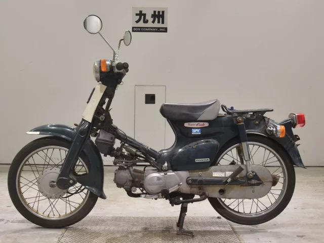 Honda C90