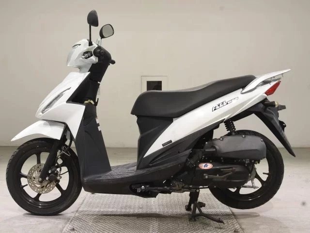 Suzuki ADDRESS110-2