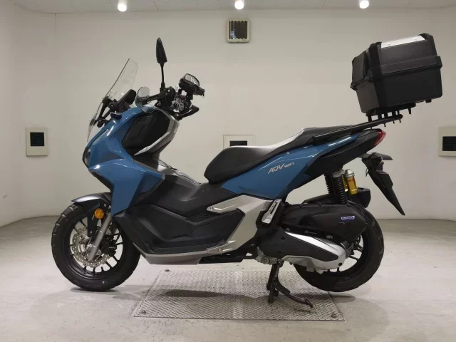 Honda ADV160