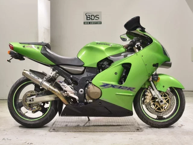 Kawasaki ZX-12R лот № 2713 оценка 4  с аукциона в Японии
