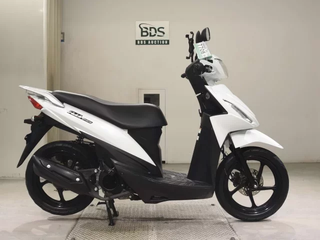 Suzuki ADDRESS110-2