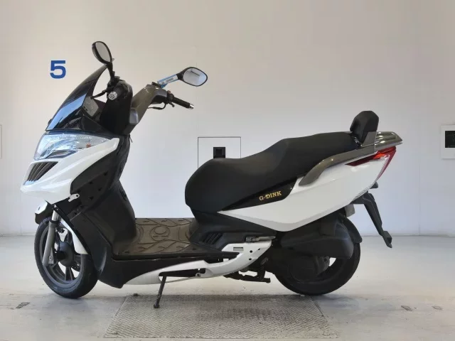 Kymco KYMCOG- DINK125I