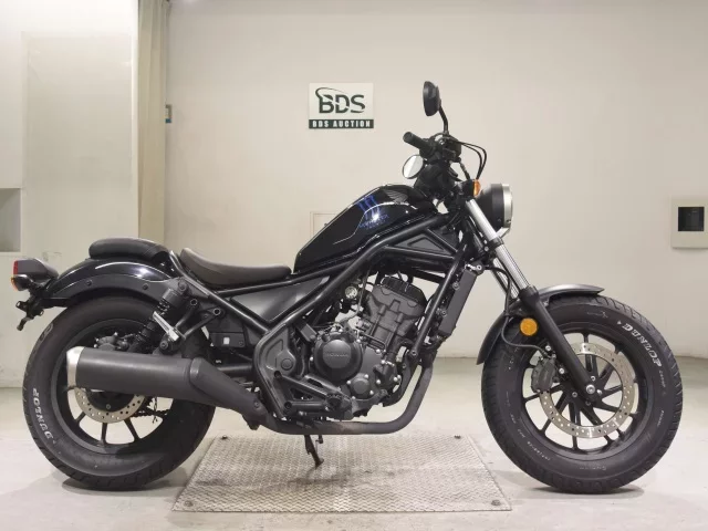 Honda REBEL лот № 5079 оценка 4  с аукциона в Японии