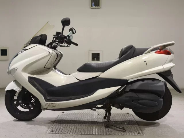 Yamaha MAJESTY 250-4