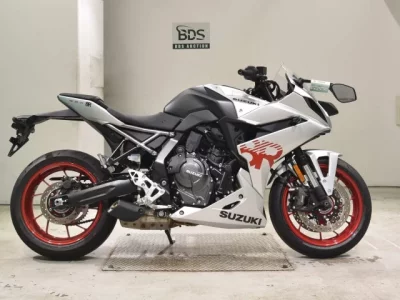 Suzuki GSX-8R  с аукциона в Японии