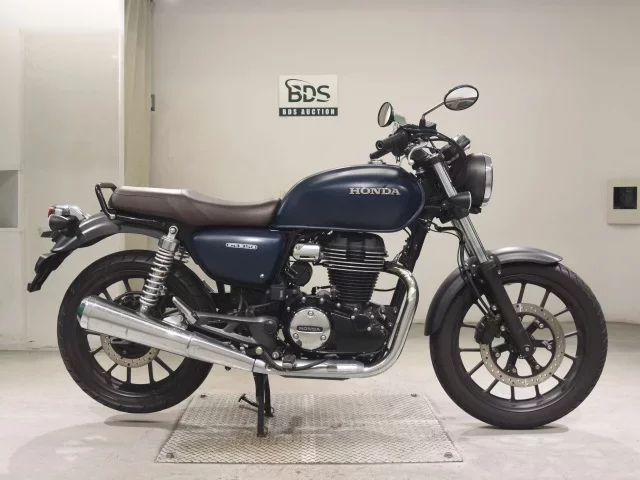 Honda GB350 лот № 5082 оценка 4  с аукциона в Японии