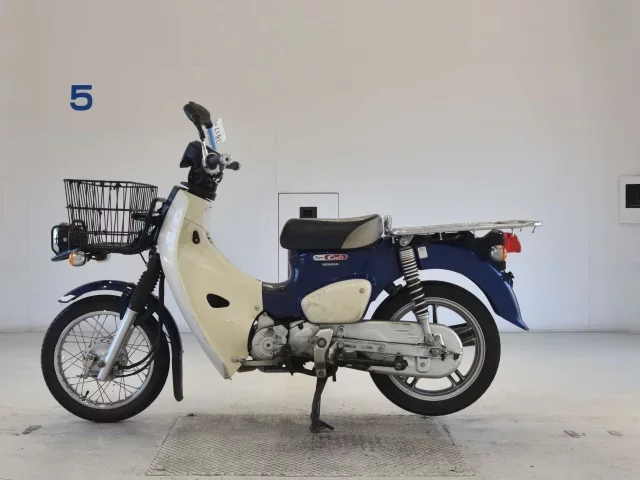 Honda C110-3