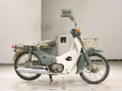 Honda C50