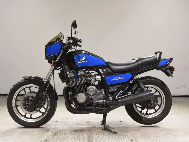 Honda CBX750