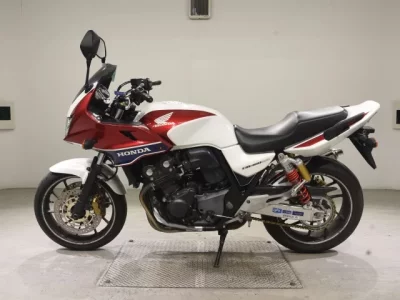 Honda CB400SFV-4 BOLDORABS  с аукциона в Японии