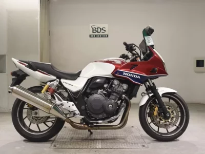 Honda CB400SFV-4 BOLDORABS  с аукциона в Японии