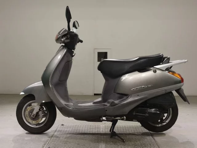 Honda LEAD 100