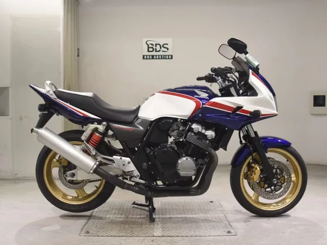 Honda CB400SFV-3 BOLDOR лот № 5269 оценка 4  с аукциона в Японии