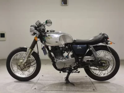 Yamaha SR500-2  с аукциона в Японии