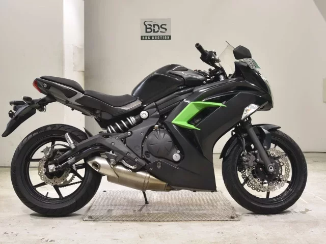 Kawasaki NINJA400 лот № 2650 оценка 4  с аукциона в Японии