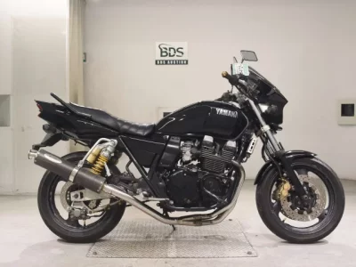 Yamaha XJR400R-2