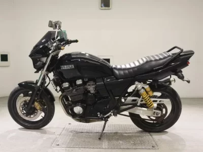 Yamaha XJR400R-2
