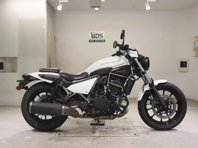 Kawasaki ELIMINATOR 400-3 лот № 5450 оценка 5  с аукциона в Японии