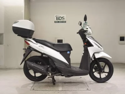 Suzuki ADDRESS110-2