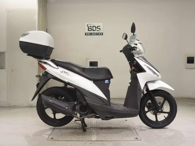 Suzuki ADDRESS110-2