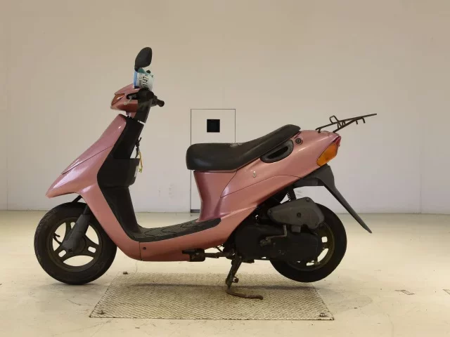 Suzuki LET S2